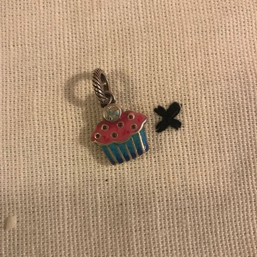 Brighton Cupcake Charm
